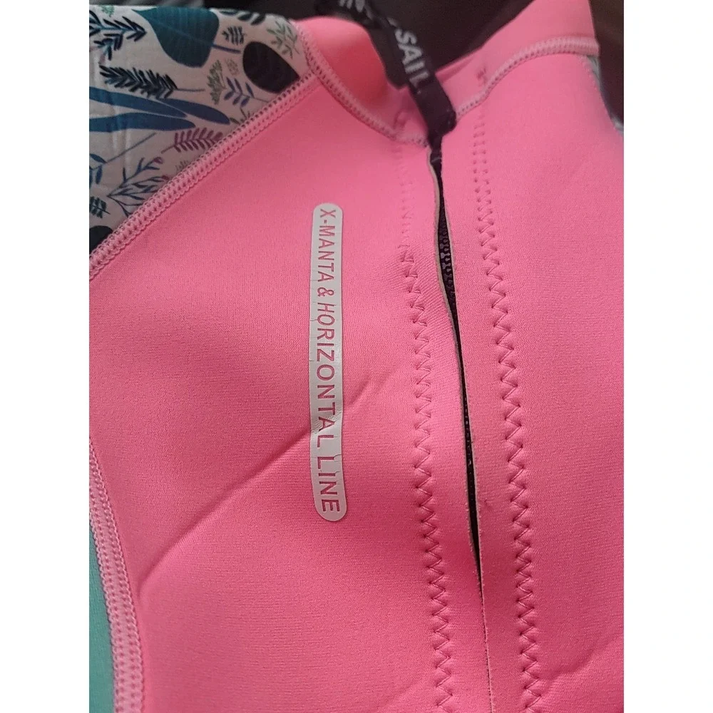 Dive & Sail X-Manta Girls Wetsuit Size XL Pink Floral Sleeves Surfing Diving
